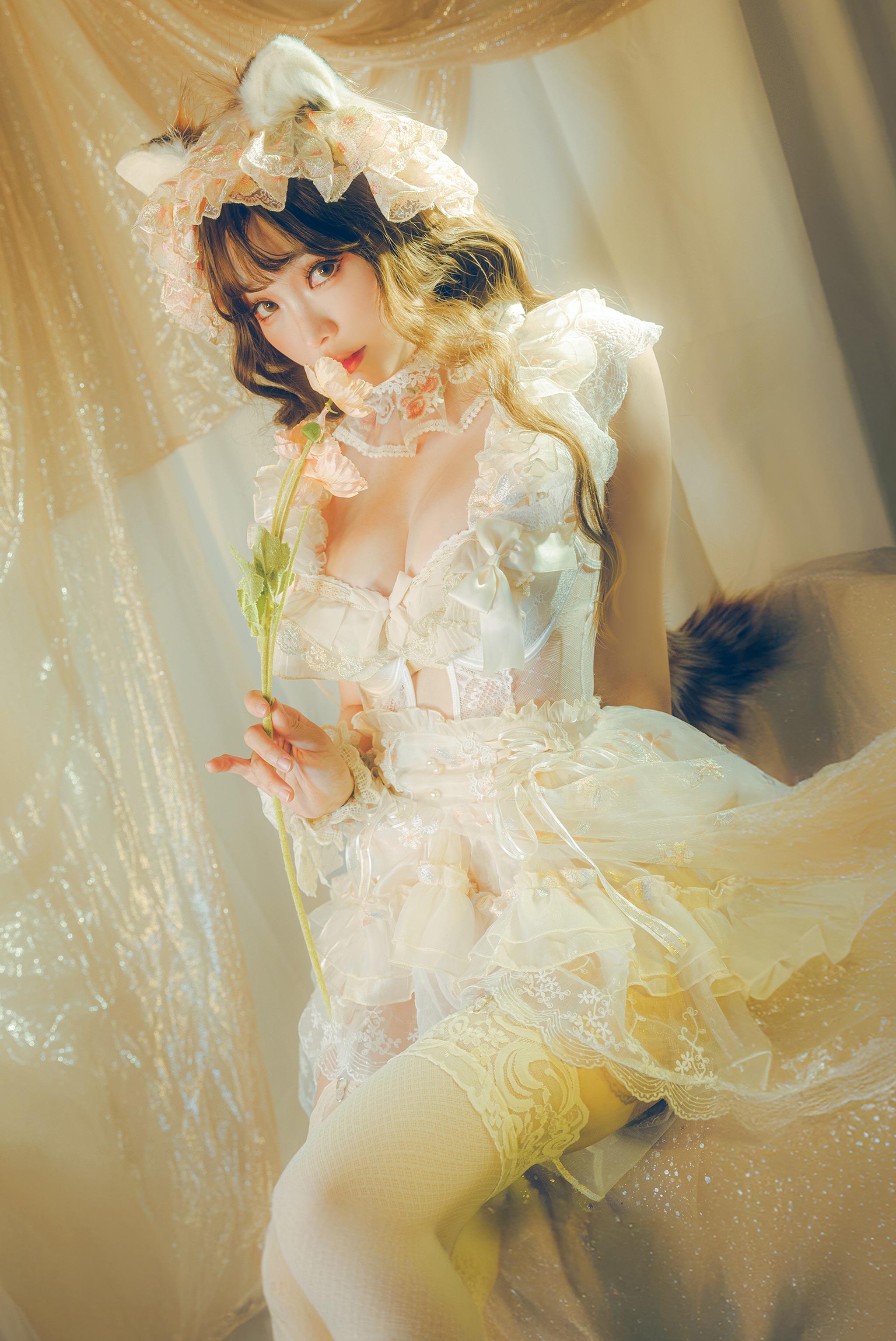 图片[1]-ElyEE子 – NO.168 Red panda~Lingerie 小熊貓古典蕾絲 [25P]-XikXak